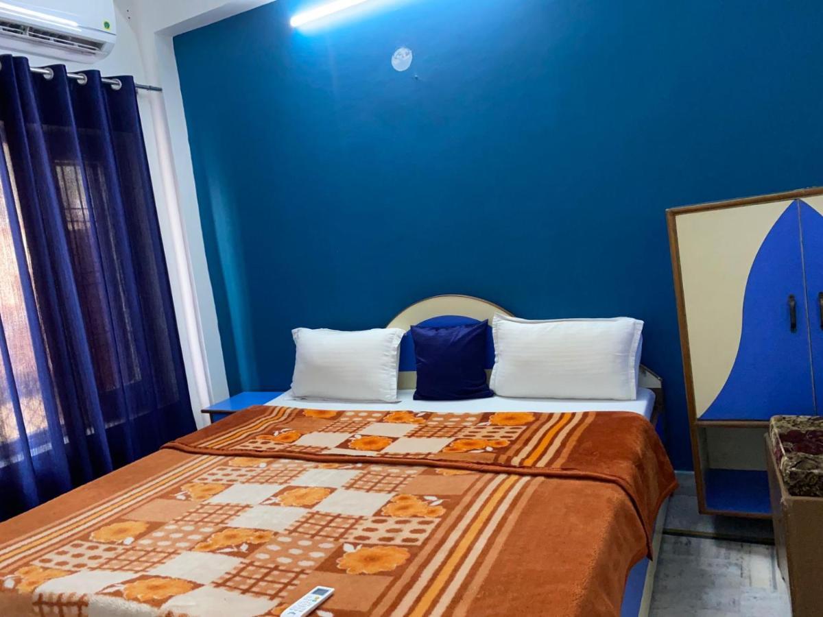 Hotel Surya Laxman Jhula Rishīkesh Buitenkant foto