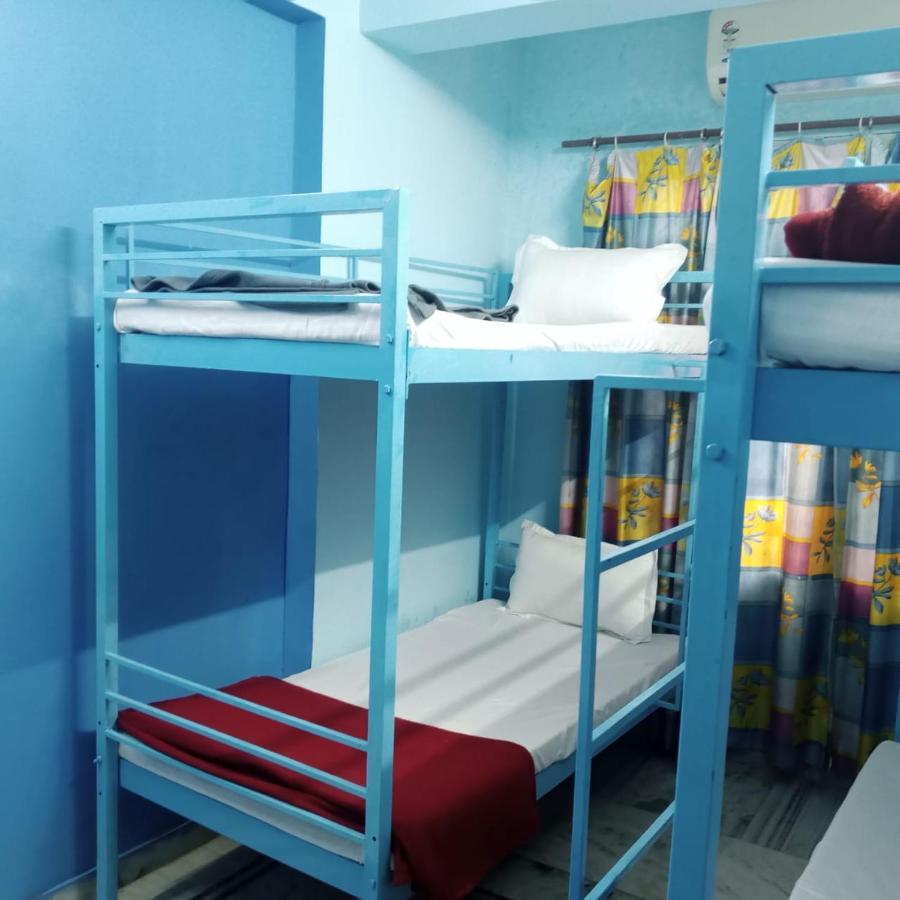 Hotel Surya Laxman Jhula Rishīkesh Buitenkant foto